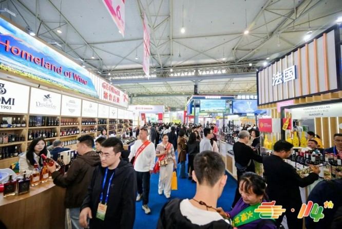 蒋经理一对一服务：跨境企业如何快速预约2026南京秋糖展位？